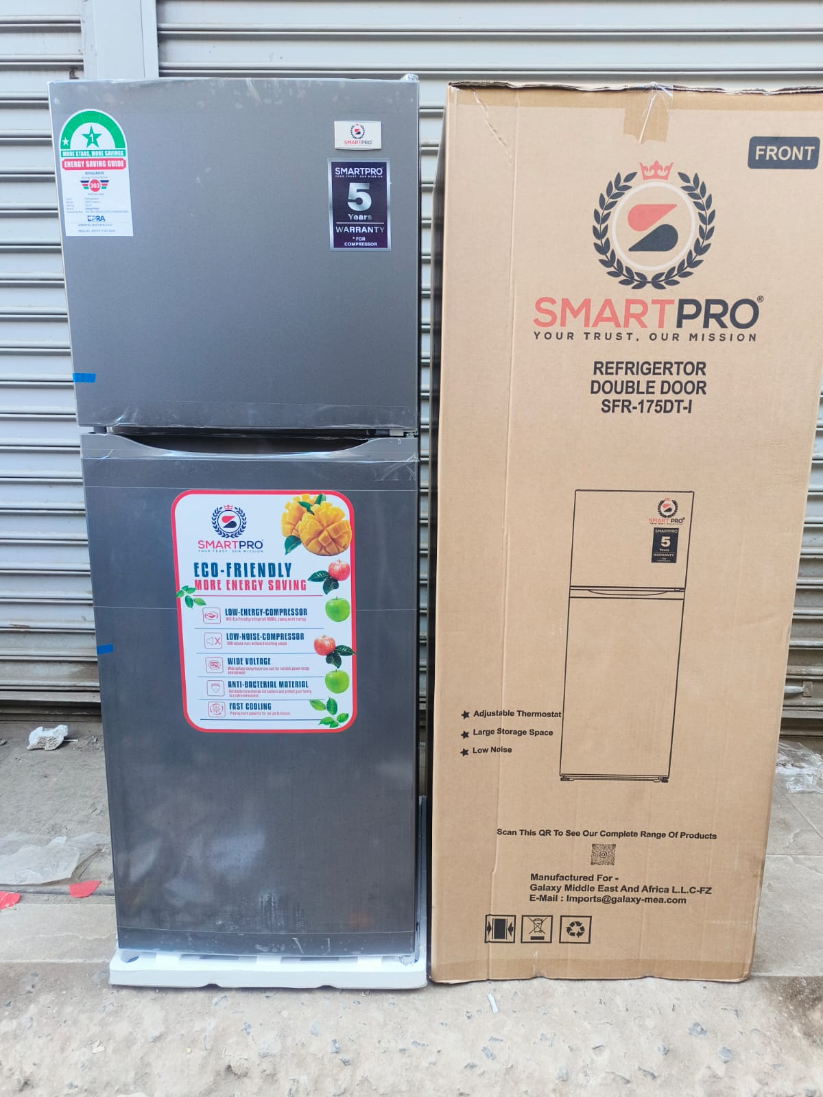 Smart pro SFR-175-DT-I Double Door Refrigerator, 138L - Silver 